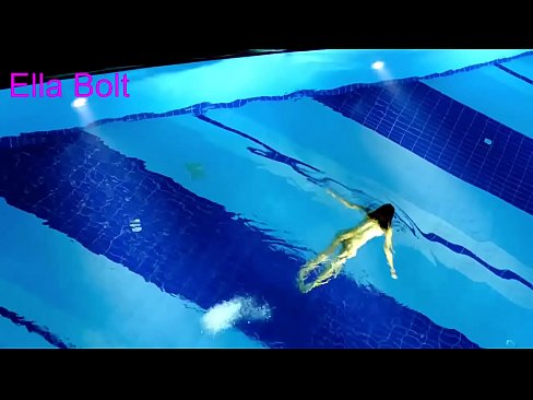 ❤️ Hindi ko mapigilang panoorin, ang batang blonde ay nahuling lumalangoy nang hubo't hubad sa ELLA BOLT resort pool ❤ Sex sa tl.pornhdvideos.ru ❌